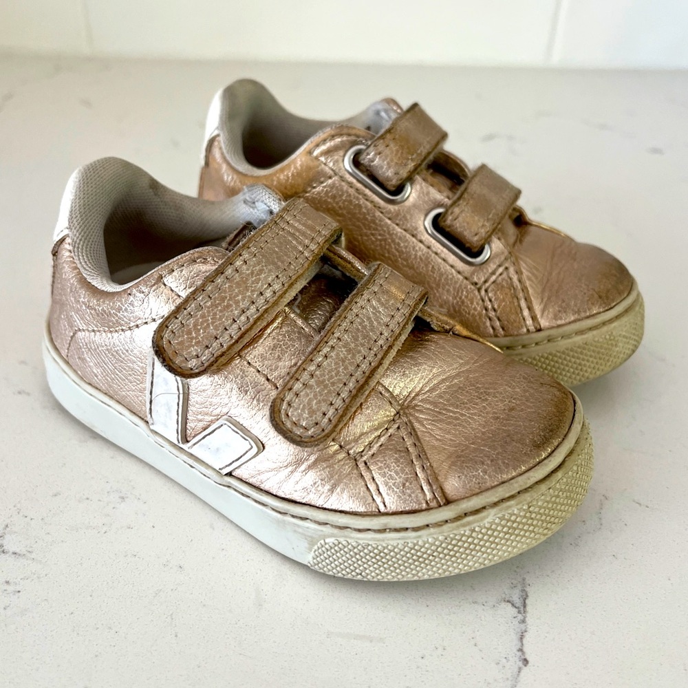 VEJA Kids Esplar touch-strap trainers (Size 8)